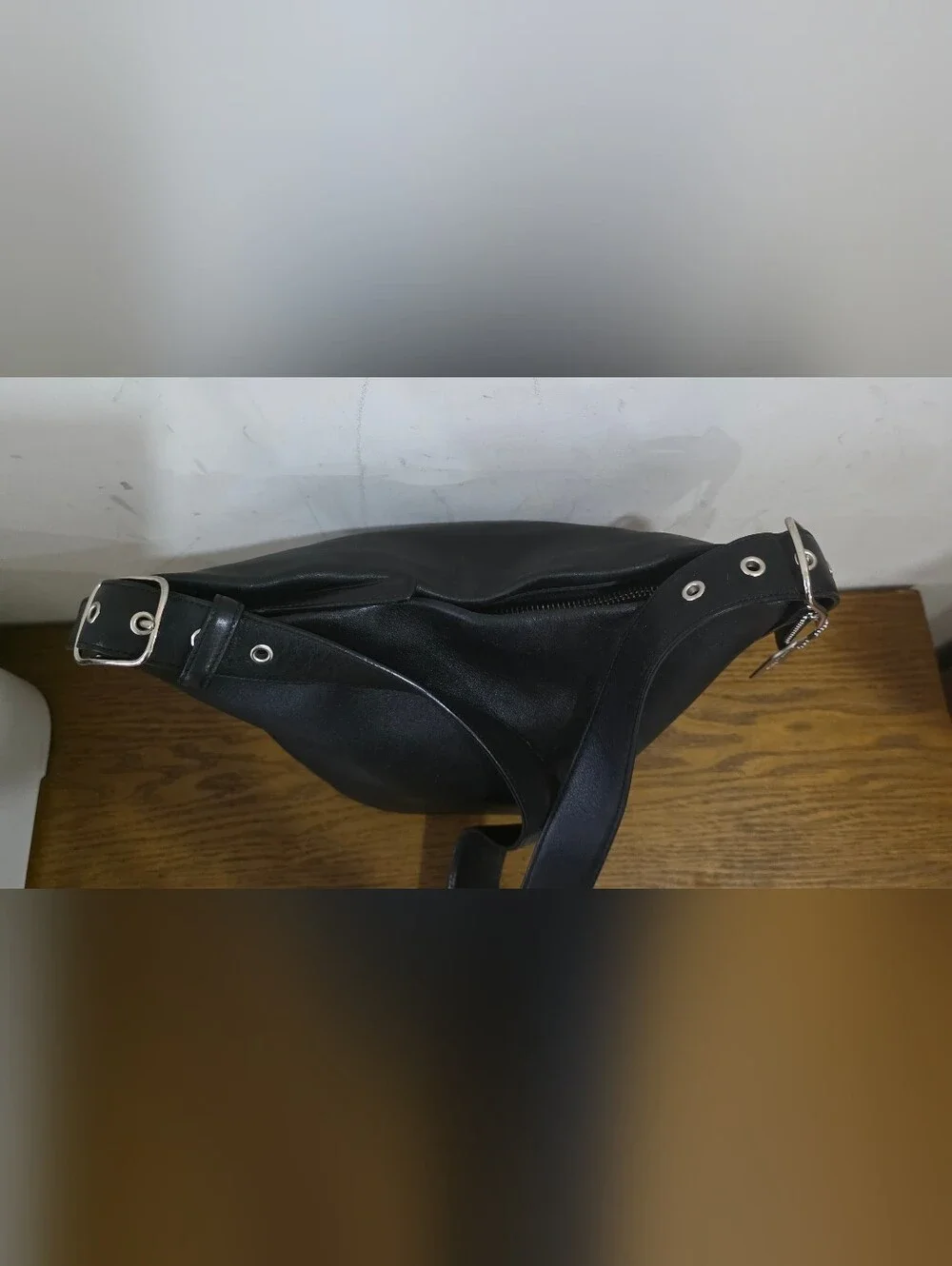 Like New!Vintage Coach bucket soft black leather Shoulder bag